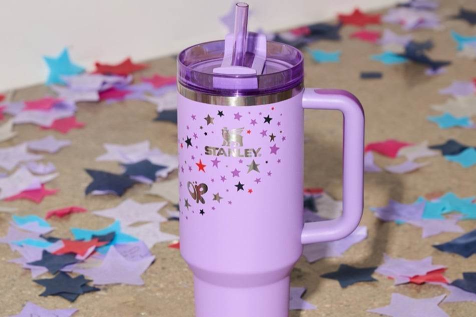 Lifestyn Lavender Star Insulated Travel Tumbler with Handle & Straw